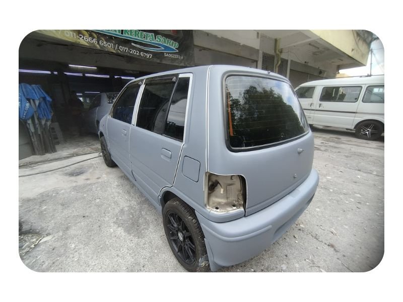 Bengkel cat kereta sarip spray