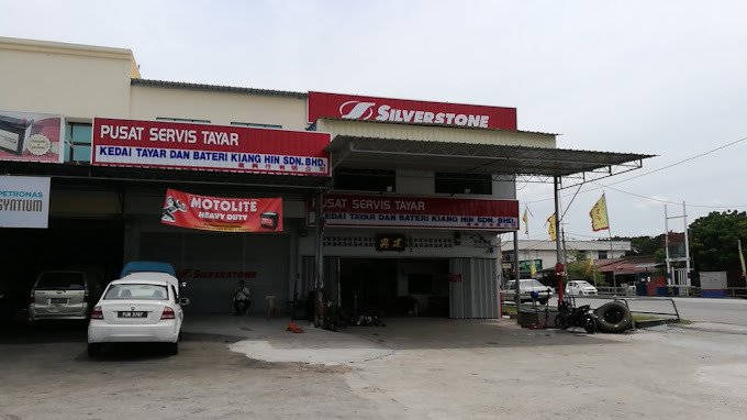 Shop Tires and Batteries Kiang Hin Kepala Batas