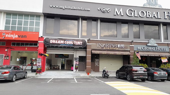 Dream Cool Tinted Muar